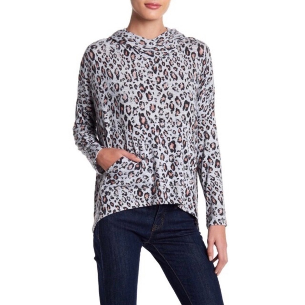 Sundry Draped Gray Leopard Print Hoodie Size Small